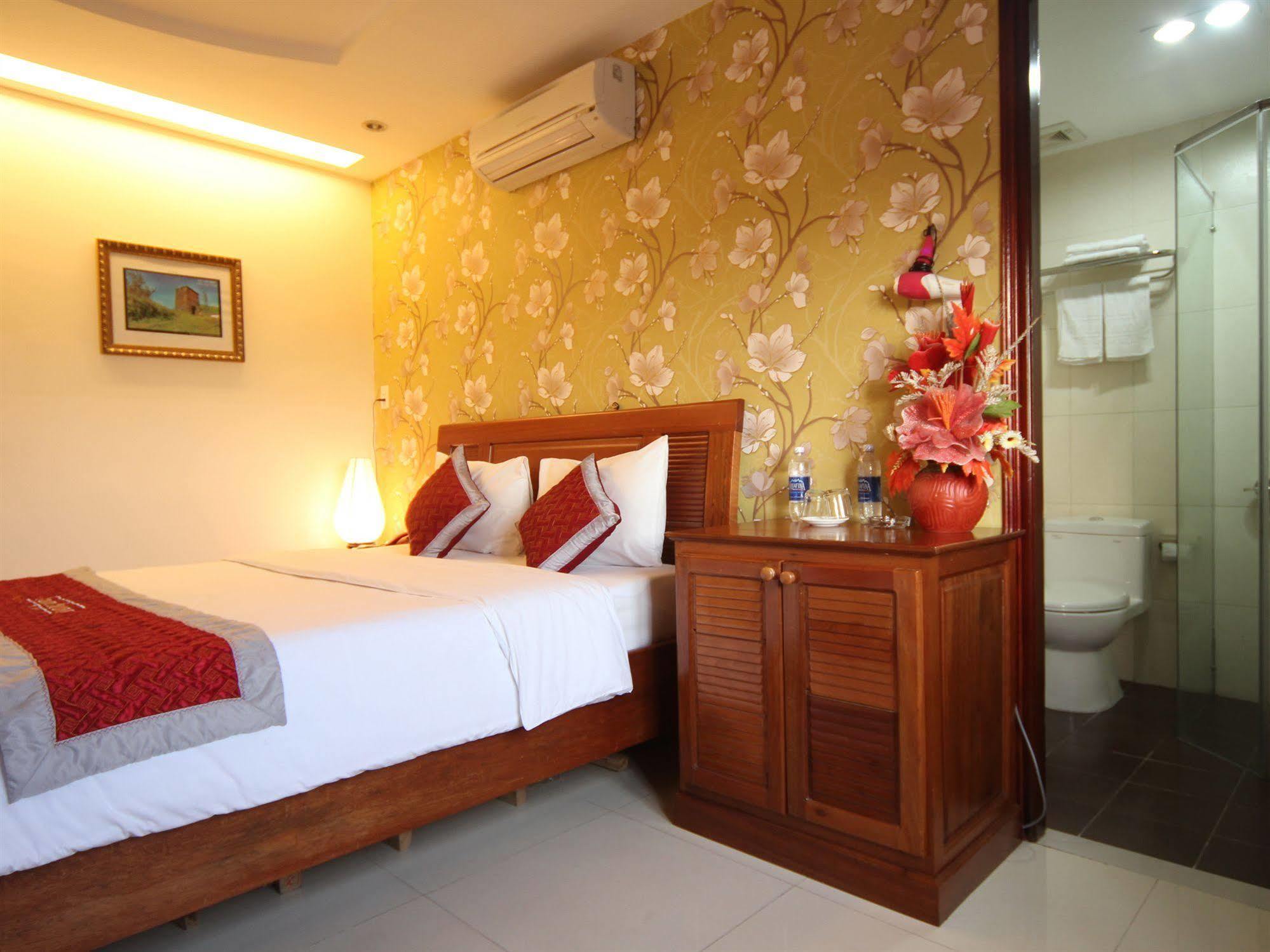Trung Duong Da Nang Beach Hotel Kültér fotó