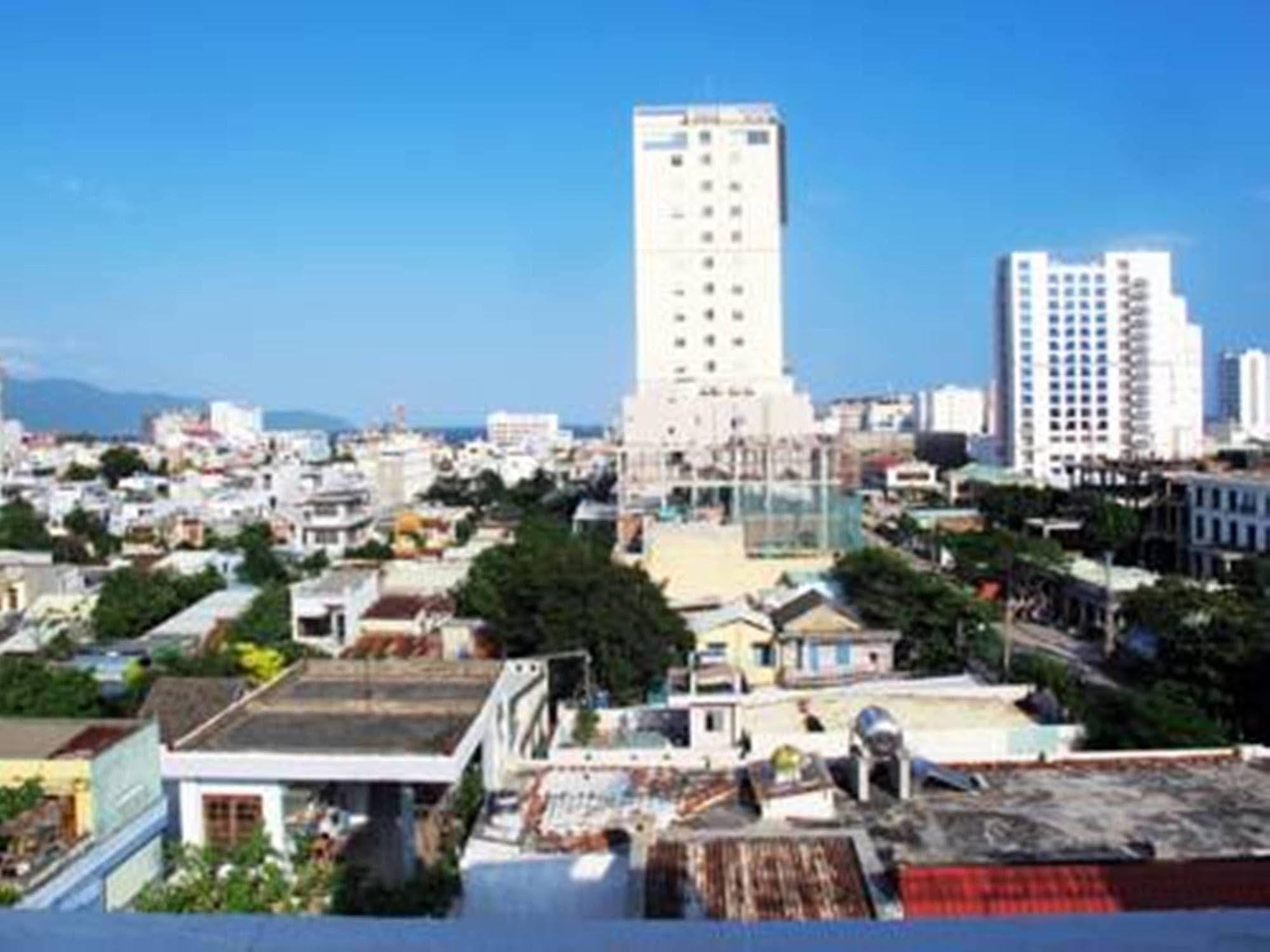 Trung Duong Da Nang Beach Hotel Kültér fotó