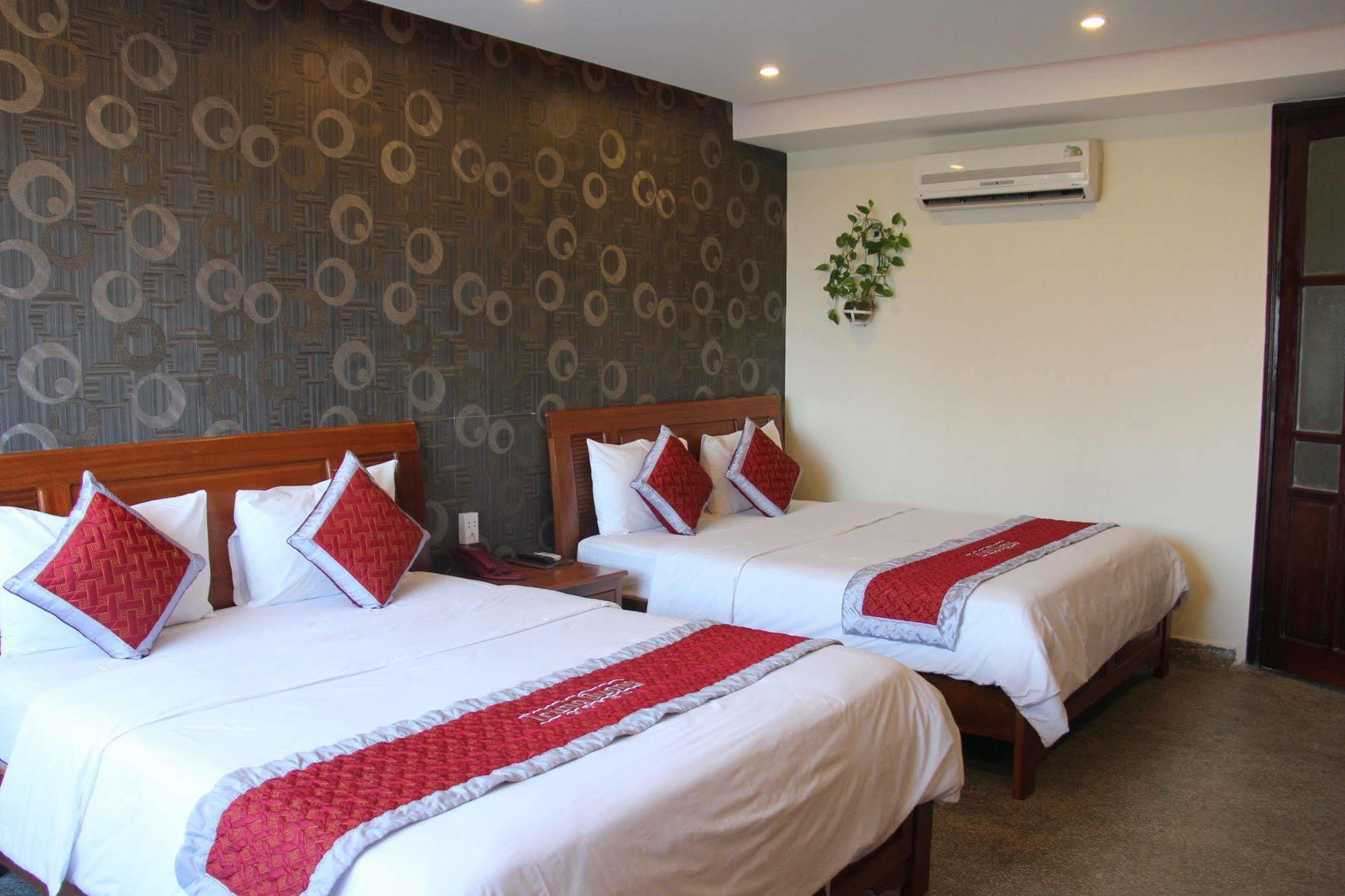 Trung Duong Da Nang Beach Hotel Kültér fotó