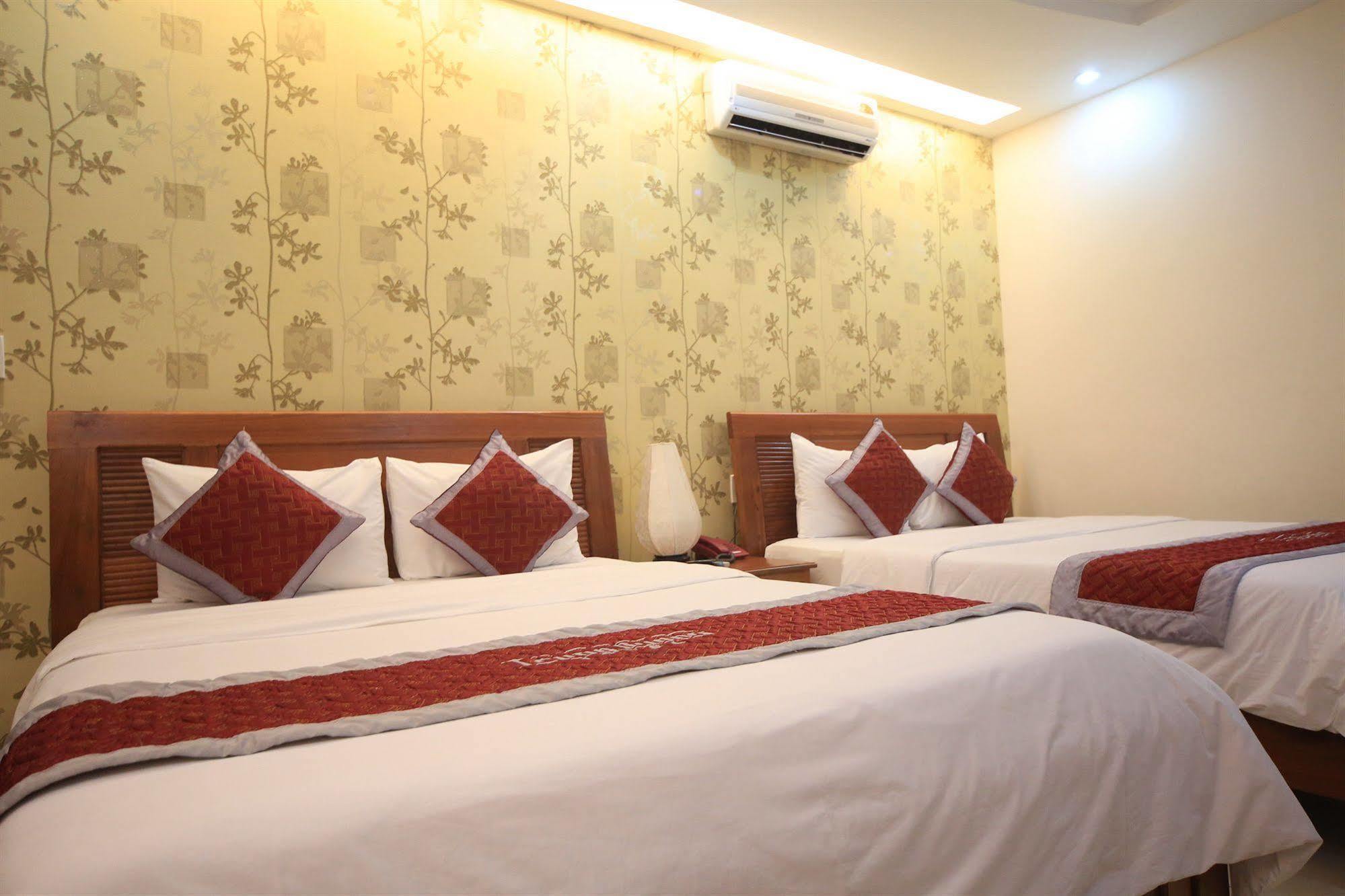 Trung Duong Da Nang Beach Hotel Kültér fotó